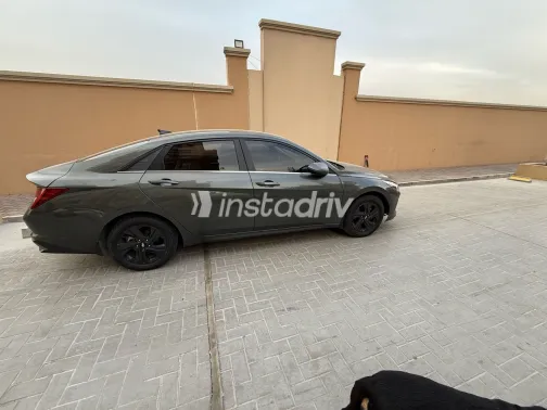 Hyundai Elantra CN7 2021 White Used for Sale - 1