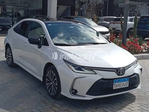 تويوتا كورولا 2025 أبيض مستعملة للبيع - 10