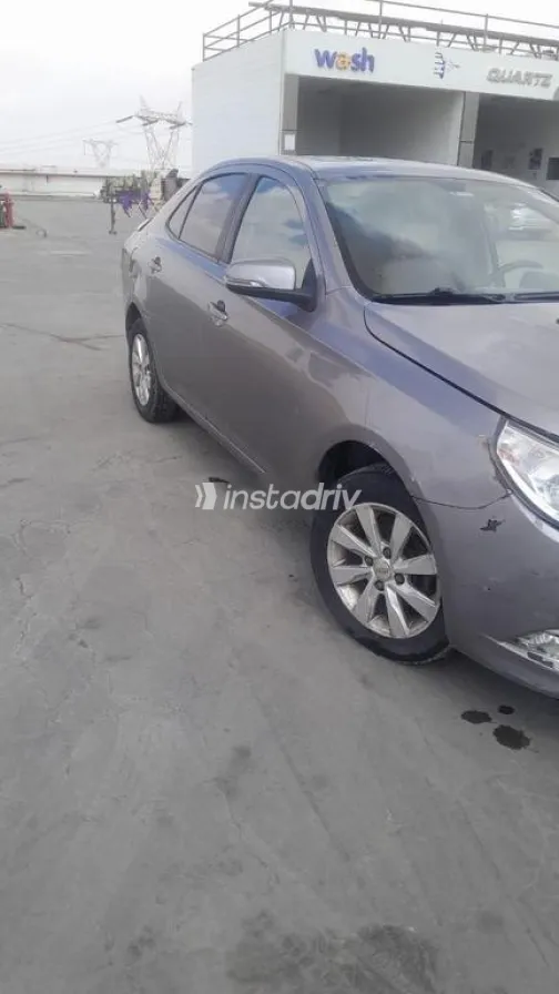 شيفروليه أوبترا 2019 أبيض مستعملة للبيع - 4