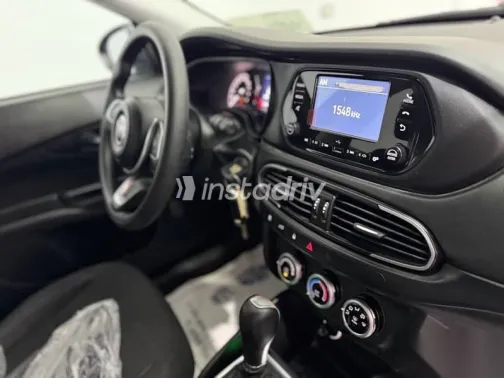 فيات تيبو 2024 أزرق غامق مستعملة للبيع - 3