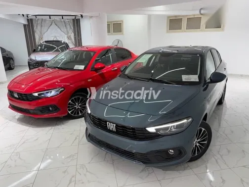 فيات تيبو 2024 أزرق غامق مستعملة للبيع - 8