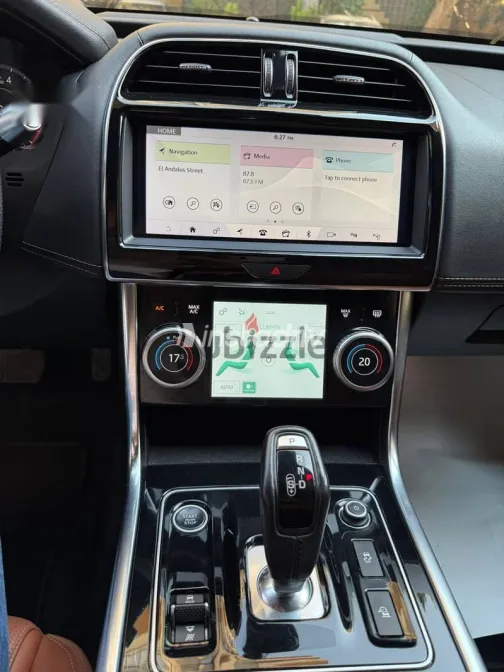 جاكوار XE 2020 أسود مستعملة للبيع - 7