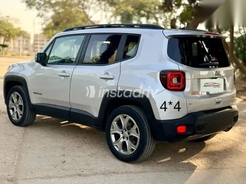 Jeep Renegade 2020 Silver Used for Sale - 3
