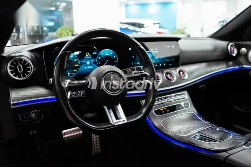 مرسيدس E 200 2021 أسود مستعملة للبيع - 6