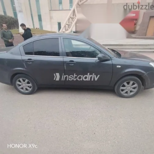 شيرى انفى 2017 رمادي مستعملة للبيع - 3