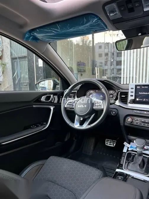 كيا اكسيد 2025 أسود مستعملة للبيع - 6