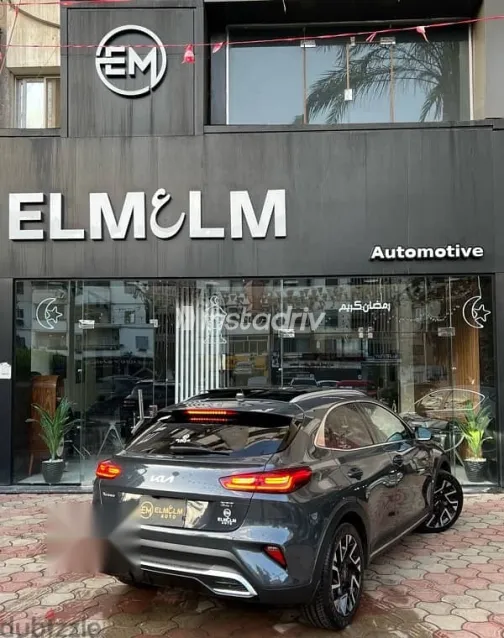 كيا اكسيد 2025 أسود مستعملة للبيع - 9