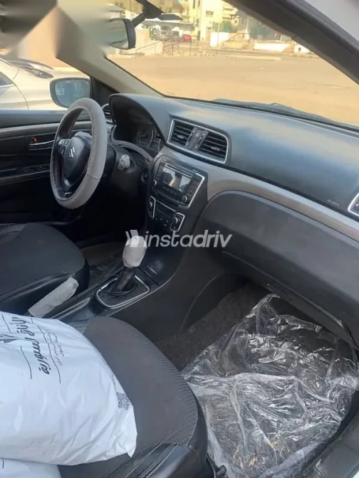 Suzuki Ciaz 2016 White Used for Sale - 2