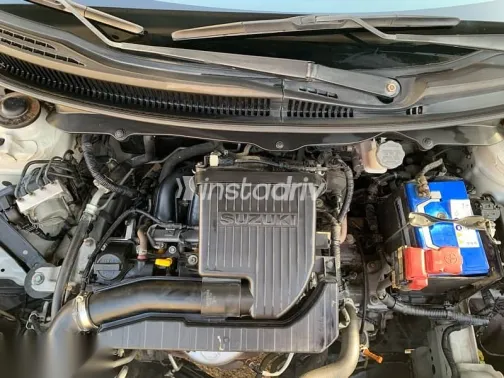 Suzuki Ciaz 2016 White Used for Sale - 9