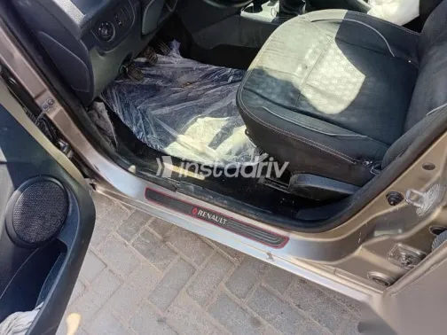 Renault Logan 2015 Gold Used for Sale - 8