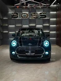 مينى كوبر 2019 أبيض مستعملة للبيع