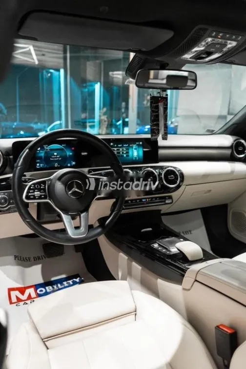 مرسيدس A 200 2021 أبيض مستعملة للبيع - 2