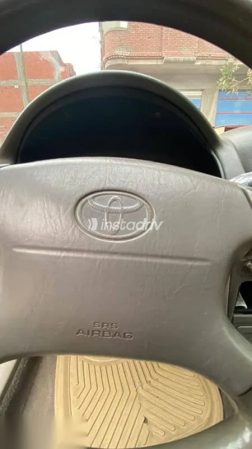 Toyota Corolla 1998 White Used for Sale - 5