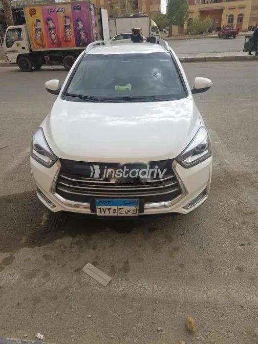 جاك S2 2025 أبيض مستعملة للبيع - 1