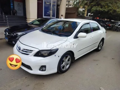 تويوتا كورولا 2012 أبيض مستعملة للبيع - 3