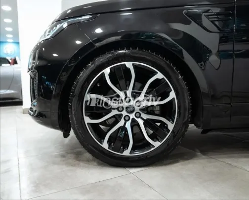 لاند روفر رنج روفر سبورت 2020 أسود مستعملة للبيع - 2