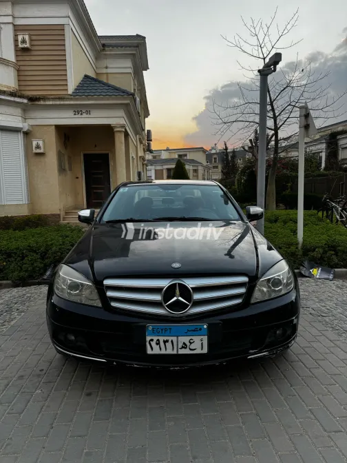 مرسيدس C 200 2008 أبيض مستعملة للبيع - 2