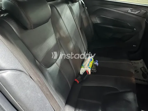 شيرى اريزو 5 2022 أبيض مستعملة للبيع - 8