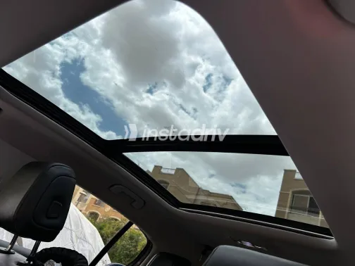 Citroën C5 Aircross 2021 White Used for Sale - 10