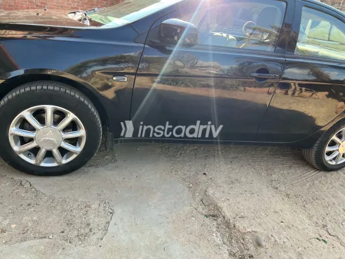 Mitsubishi Lancer 2015 White Used for Sale - 2