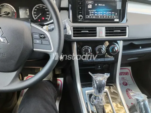 Mitsubishi Xpander 2025 White Used for Sale - 3