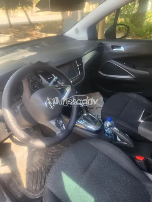 Opel Crossland 2019 Dark Blue Used for Sale - 4