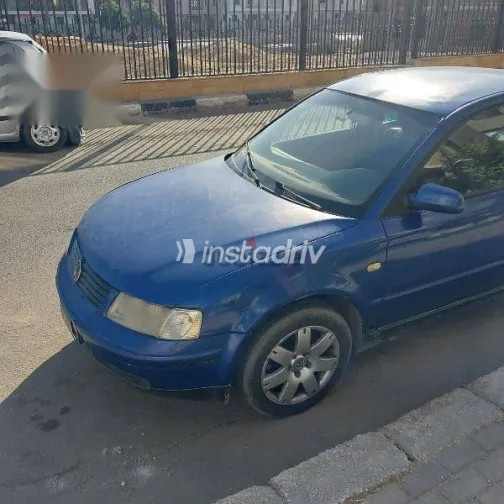 Volkswagen Passat 1998 Dark Blue Used for Sale - 2