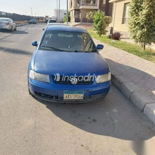 Volkswagen Passat 1998 Dark Blue Used for Sale - 4