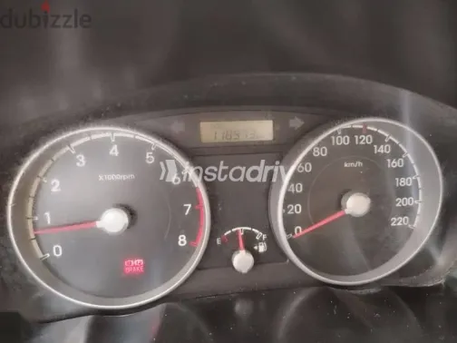 Hyundai Accent 2010 Red Used for Sale - 4