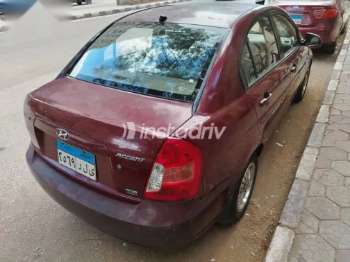 Hyundai Accent 2010 Red Used for Sale - 5