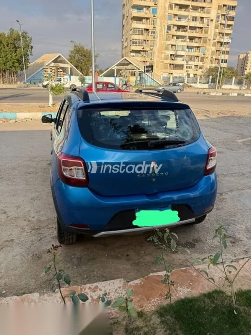 Renault Sandero 2016 Dark Blue Used for Sale - 1