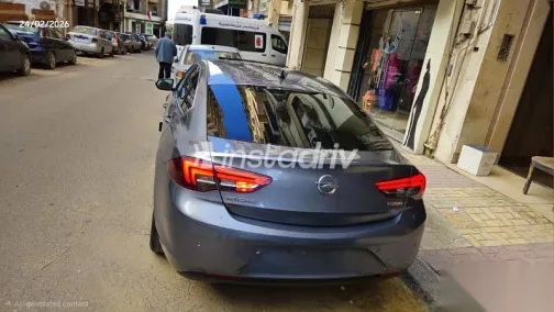 اوبل أنسيجنيا 2018 رمادي مستعملة للبيع - 5