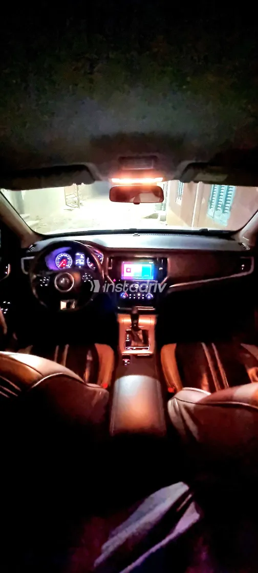 ام جى ار اكس 5 2019 أبيض مستعملة للبيع - 4