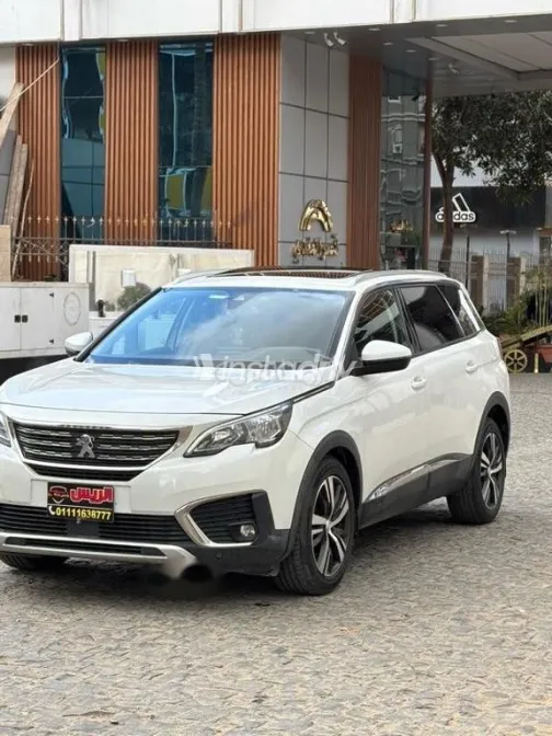 بيجو 5008 2019 أبيض مستعملة للبيع - 3