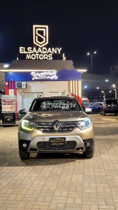 Renault Duster 2020 Gold Used for Sale - 1