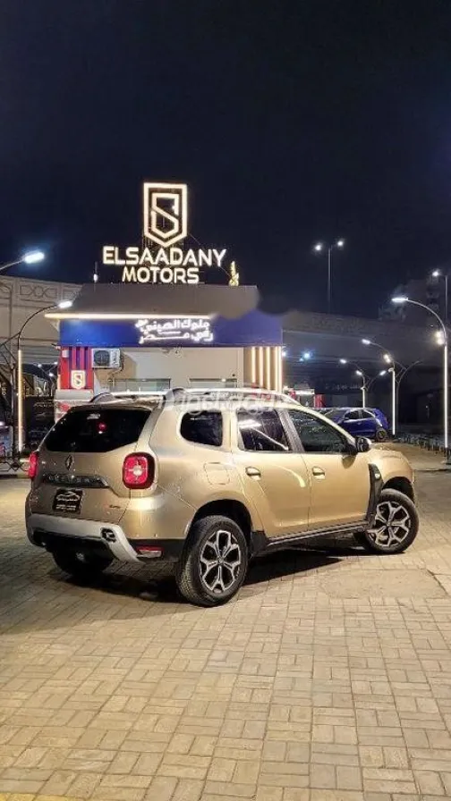 Renault Duster 2020 Gold Used for Sale - 4
