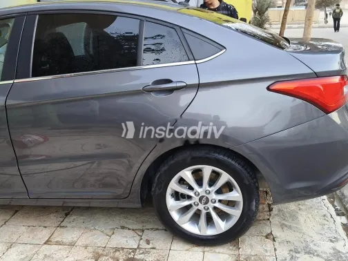 شيرى اريزو 5 2025 أبيض مستعملة للبيع - 3