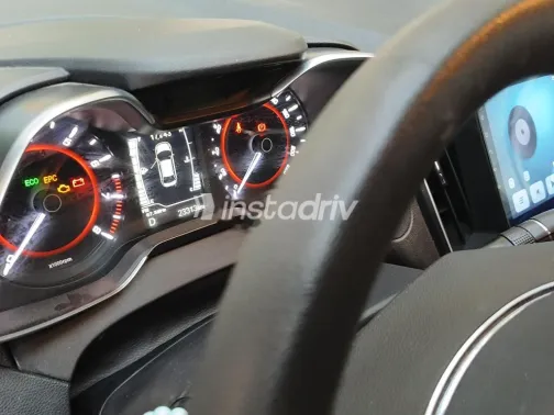 شيرى اريزو 5 2025 أبيض مستعملة للبيع - 4