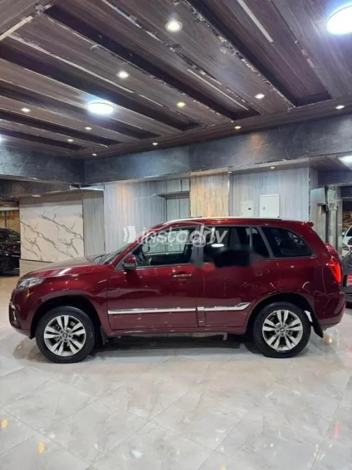 شيرى تيجو 3 2022 أحمر غامق مستعملة للبيع - 4