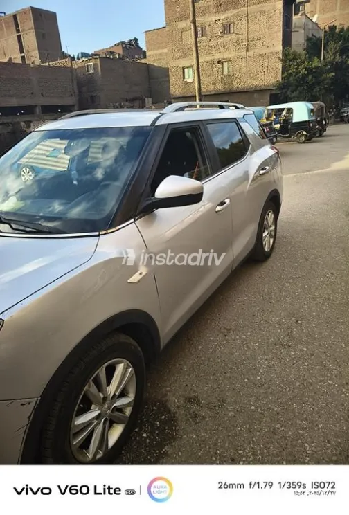 سانج يونج تيفولى XLV 2019 فضي مستعملة للبيع - 4