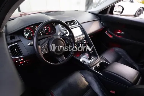 Jaguar E-pace 2020 Red Used for Sale - 4