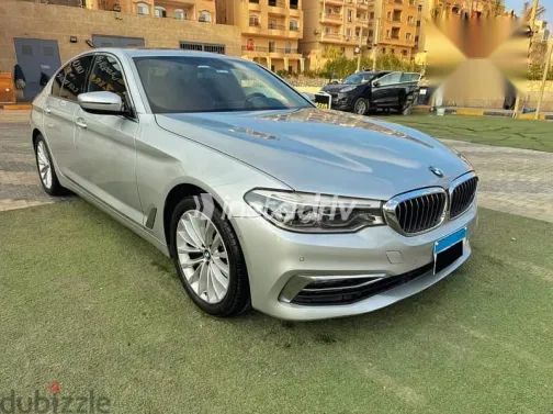 بي ام دبليو 520 2019 فضي مستعملة للبيع - 2