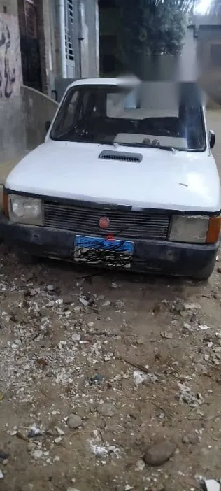 فيات 127 1983 أبيض مستعملة للبيع