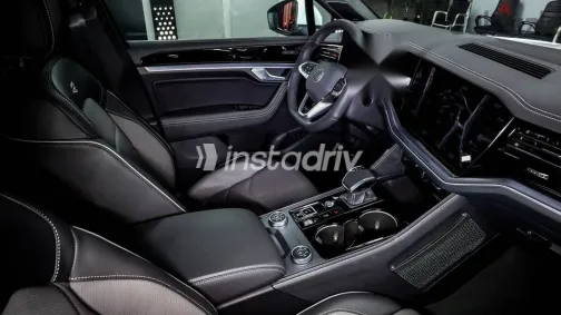 Volkswagen Touareg 2025 White New for Sale - 9