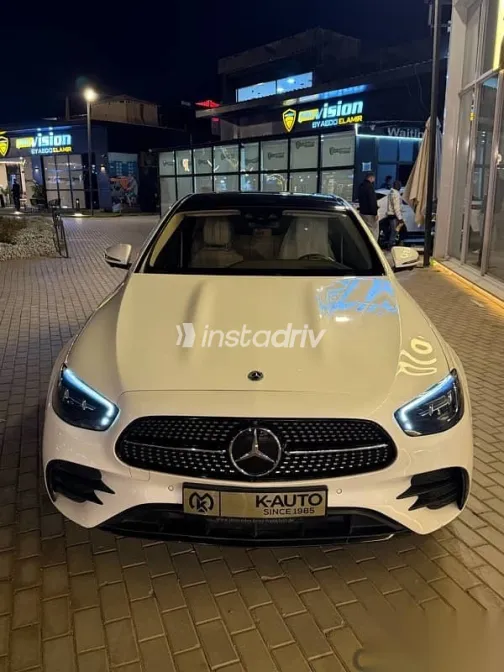 Mercedes E 300 2023 White Used for Sale - 1