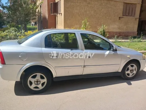 Opel Astra 2005 Silver Used for Sale - 2