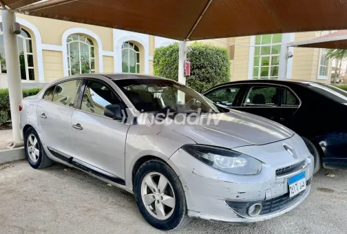 Renault Fluence 2010 Silver Used for Sale - 5