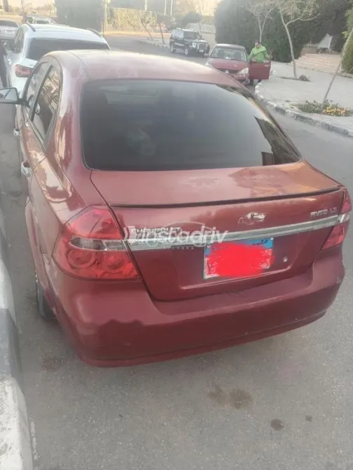 شيفروليه افيو 2014 أحمر مستعملة للبيع - 3