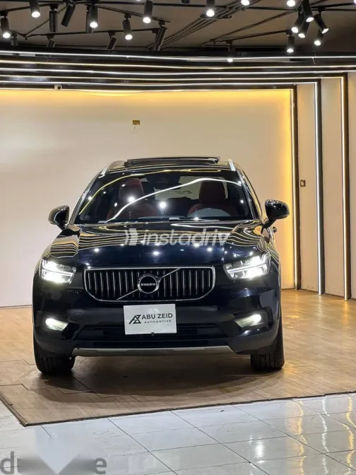 Volvo XC 40 2021 Black Used for Sale - 4
