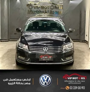 فولكس فاغن باسات 2012 أسود مستعملة للبيع